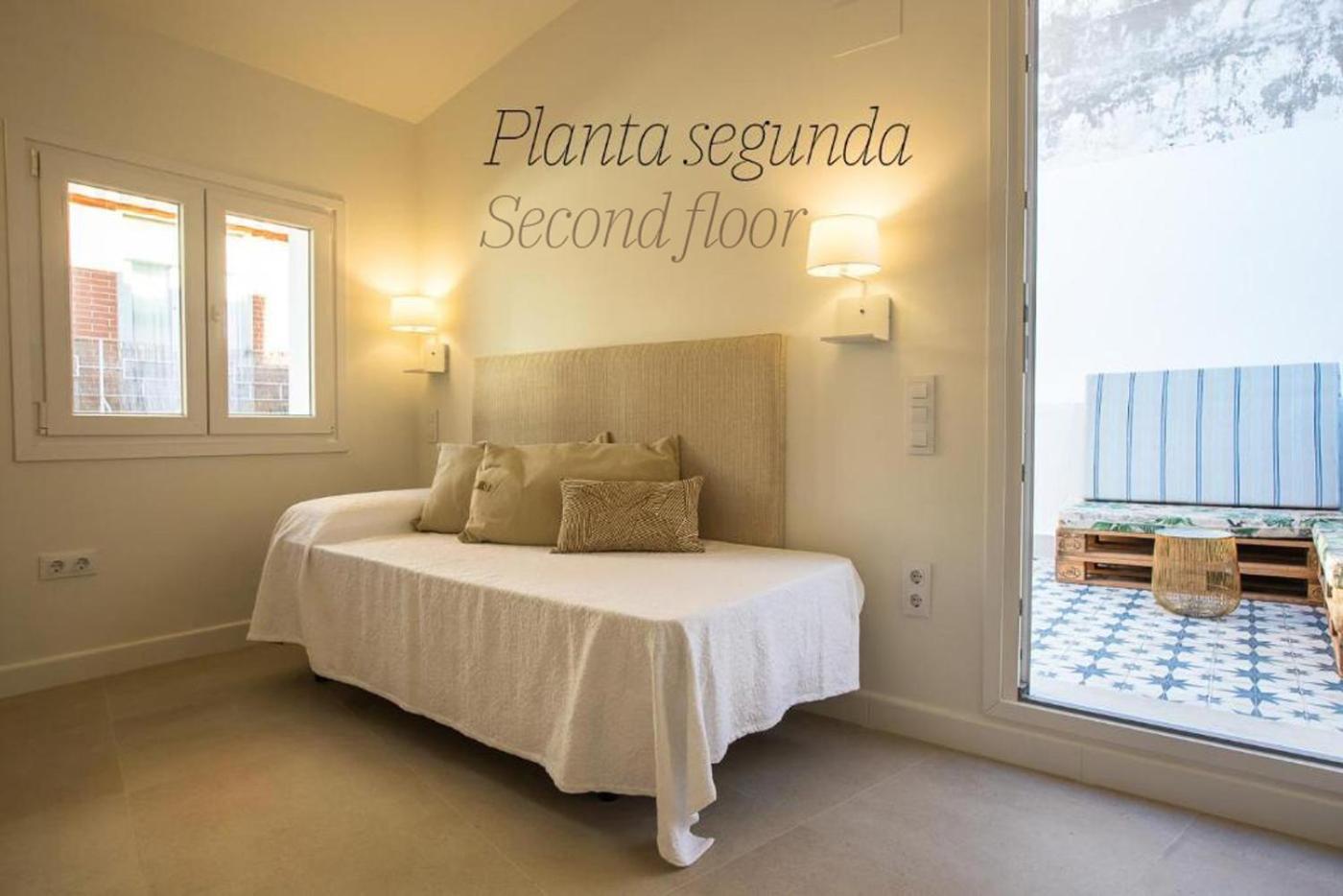 Apartamentos San Salvador Parking Gratis Мерида Екстериор снимка