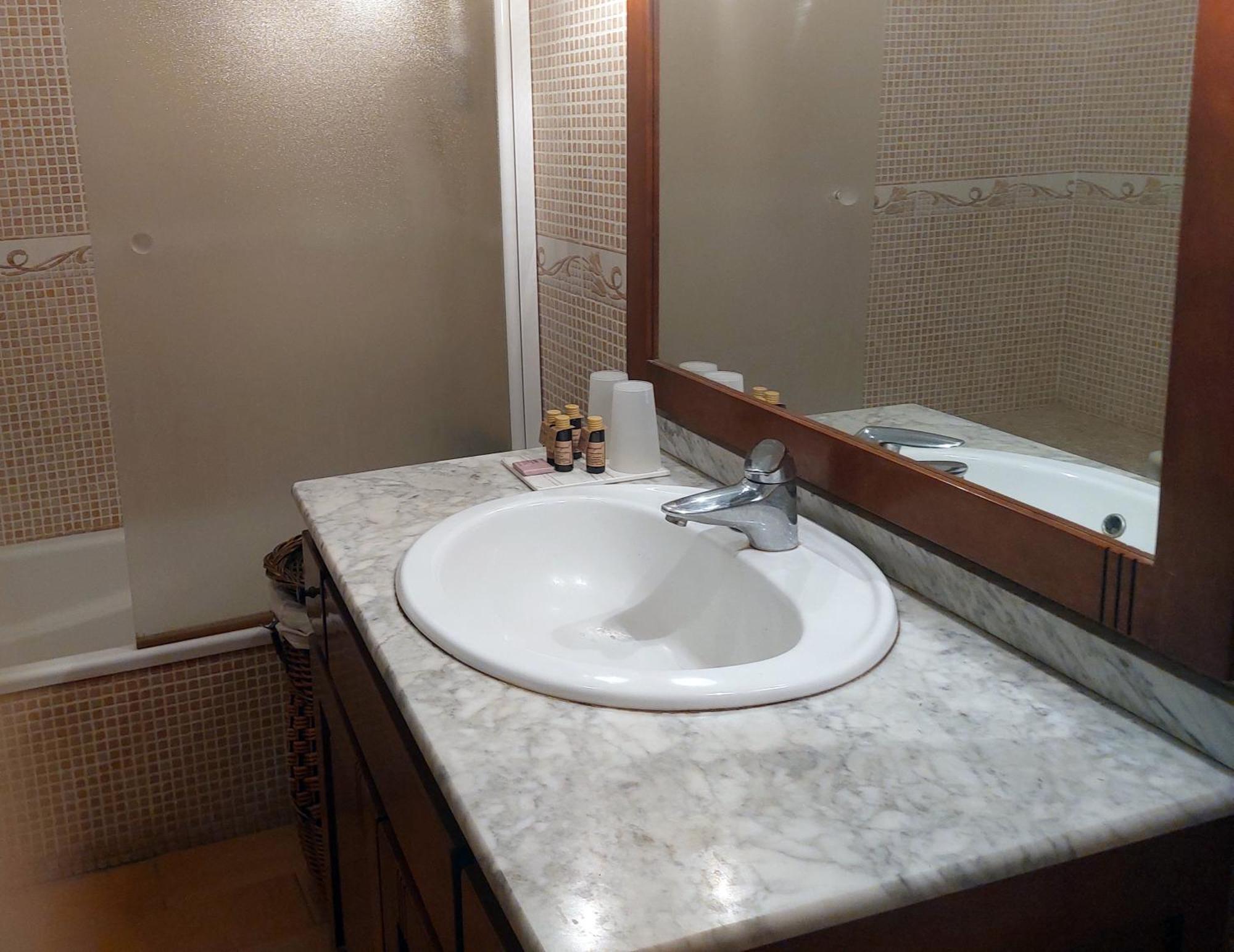 Apartamentos San Salvador Parking Gratis Мерида Екстериор снимка